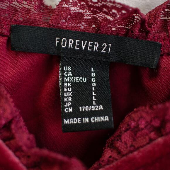 Burgundy Velvet Crop Top Size Large - Picture 4 of 6